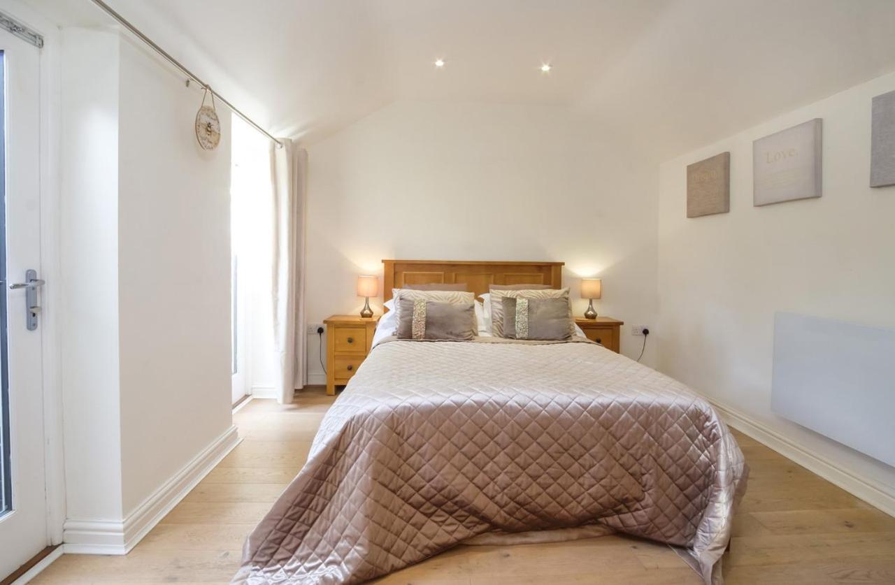 The Beehive Studio Apartman York Kültér fotó