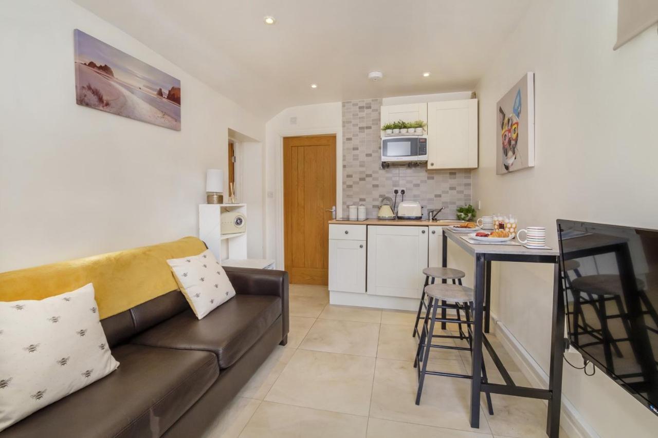 The Beehive Studio Apartman York Kültér fotó